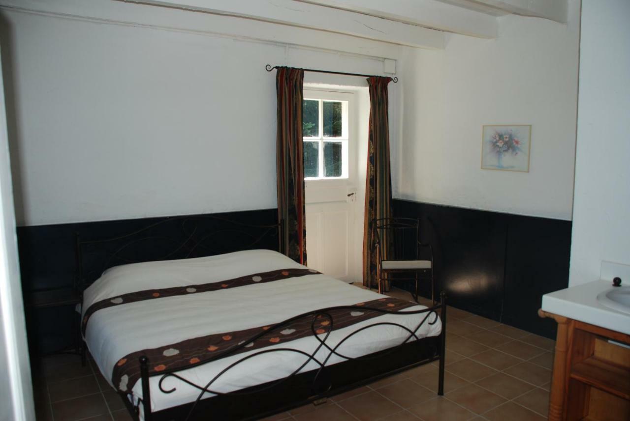 Gites Chateau Le Bois Saint-Julien-aux-Bois Kültér fotó