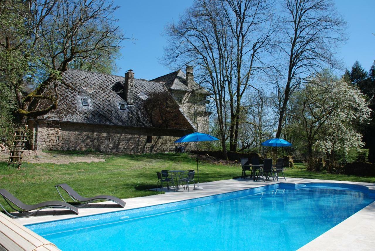 Gites Chateau Le Bois Saint-Julien-aux-Bois Kültér fotó
